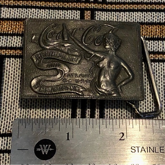Vintage 60s Atlanta Female Coca-Cola Belt Buckle in excellent shape - Picture 3 of 6